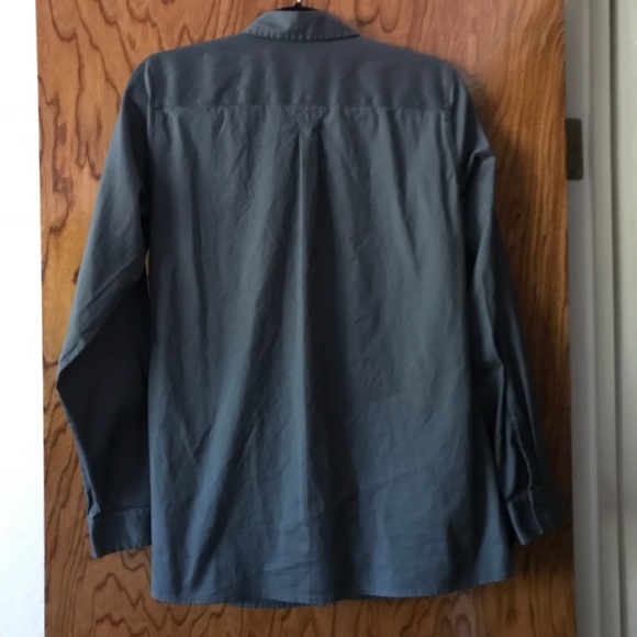 Eddie Bauer Wrinkle Free long sleeve button down - Picture 2 of 5